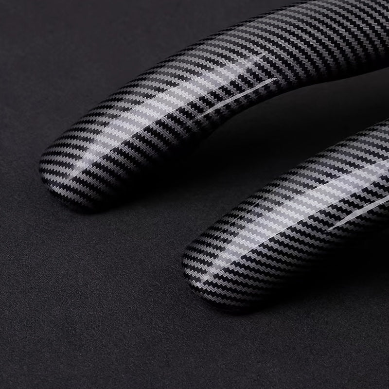 A New Steering Wheel Cover Made of Carbon Fiber That Is Safe And Provides a Non-Slip Grip