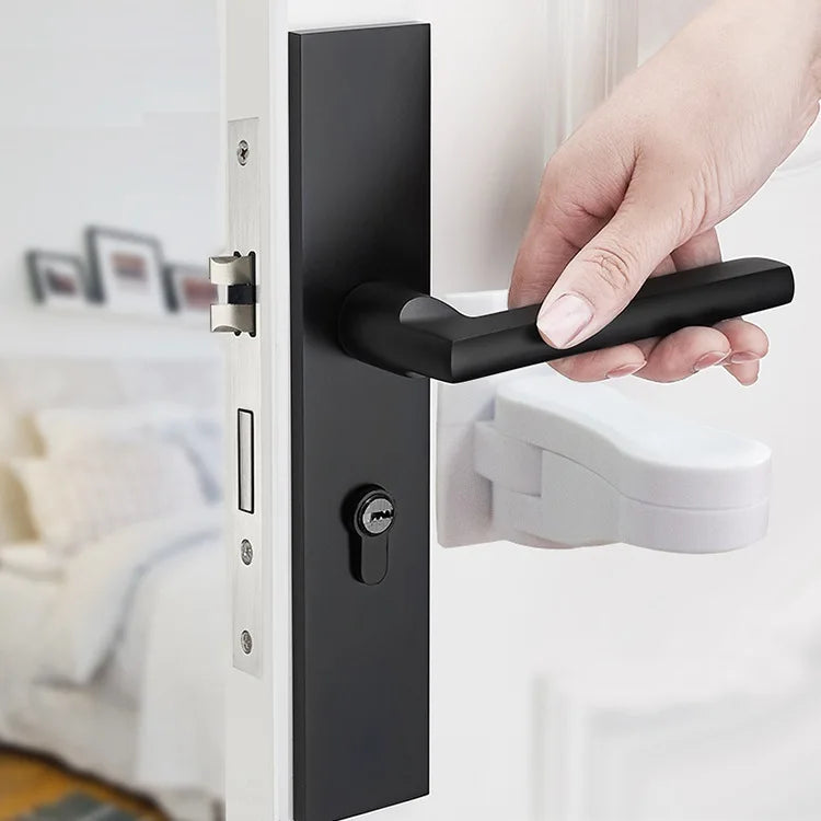 Universal Door Lever Lock Child Baby Safety Lock Rotation Proof Professional Door Adhesive Security Latch Multi-functional (Safety)